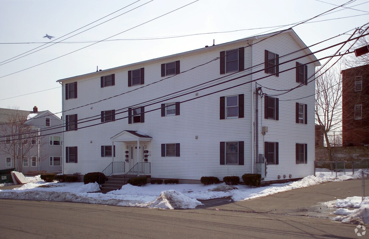 Primary Photo - 264-274 E Dwight St