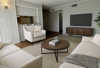 Building Photo - 1000 Heights Blvd