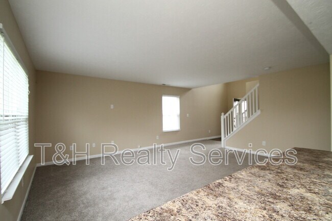 Building Photo - 5133 Greenside Dr