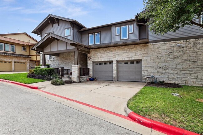 Building Photo - 2930 Grand Oaks Loop