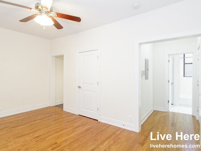 Foto del edificio - 2890 N Clark St