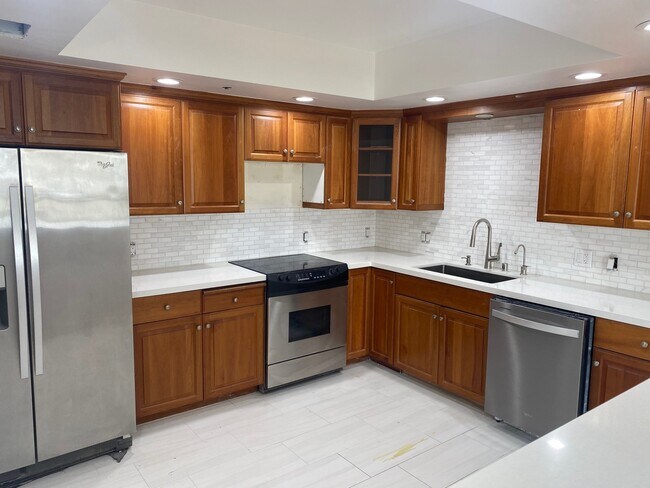 Building Photo - 1099 1st St