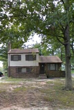 Building Photo - 6700 Battlewood Rd