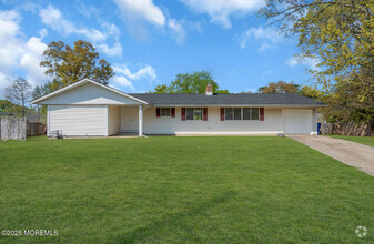Building Photo - 1034 Zircon Dr