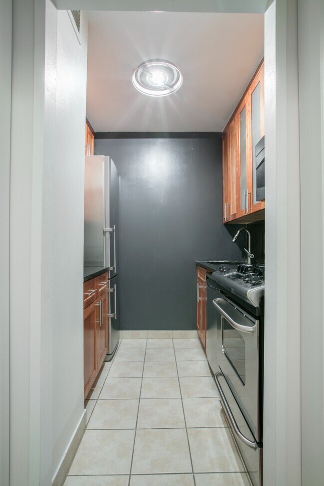 Building Photo - 401 East 34th Street