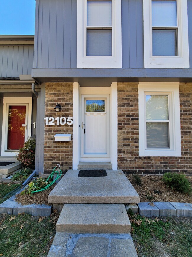 Building Photo - 12105 W 79th Ter