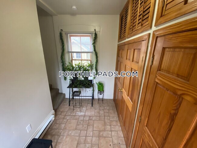 Foto del edificio - 146 Cedar St
