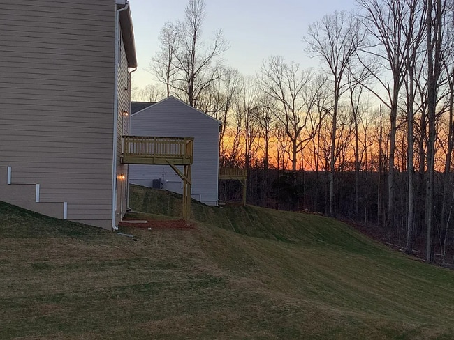 Building Photo - 4654 Sunrise Rdg