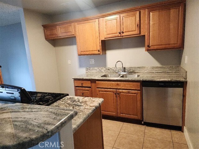 Foto principal - 4877 Jackson St