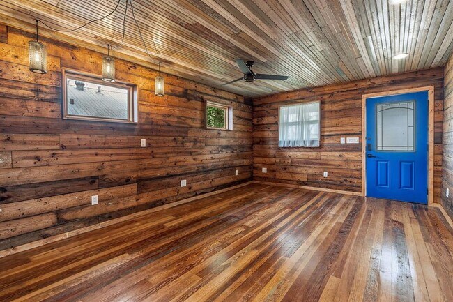 Building Photo - 1148 Gunter St