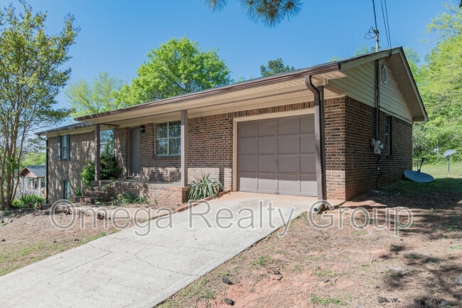 Building Photo - 213 Ashley Dr