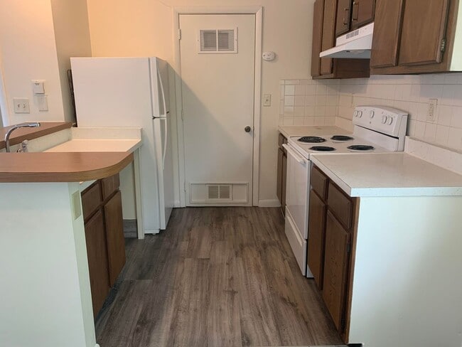Interior Photo - Greenbriar Gardens