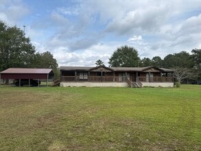 Building Photo - 6870 Memorial Dr