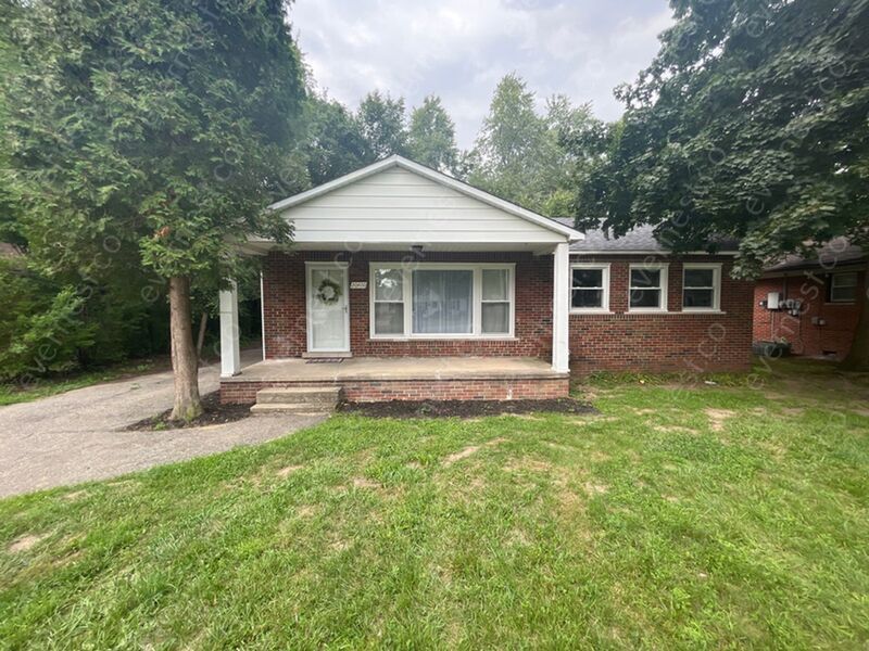 Primary Photo - 20400 Mada Ave