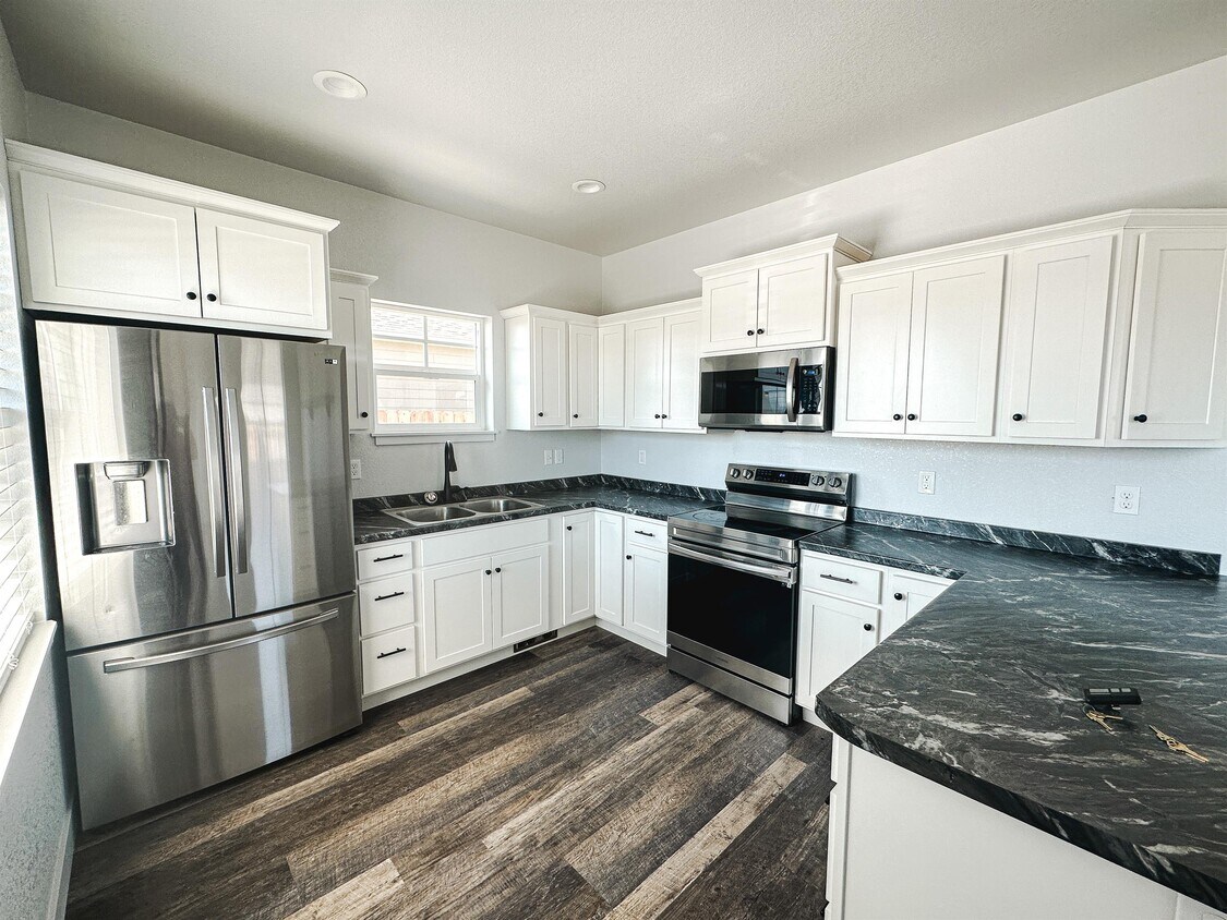 Foto principal - 185 Johnson Ave