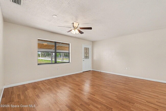 Building Photo - 3960 Barcelona St