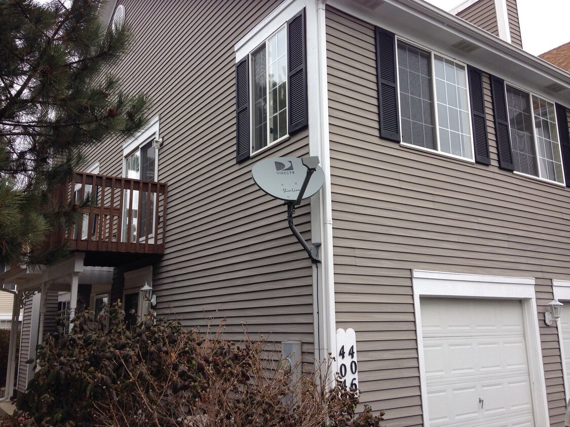 Primary Photo - 406 Sandhurst Ln