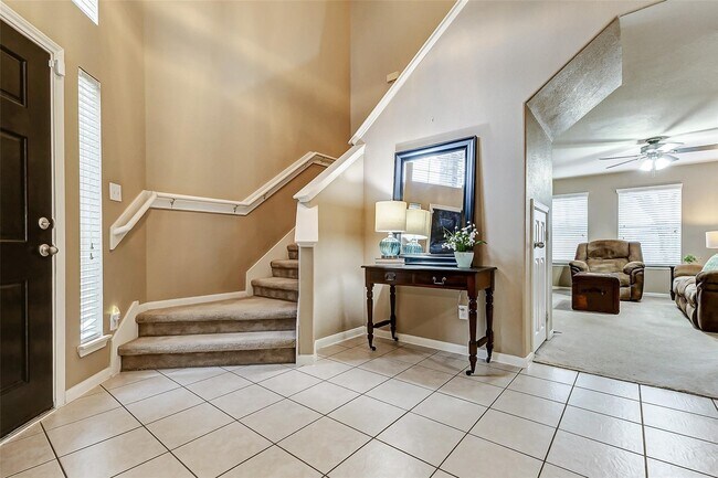 Foto del edificio - 6303 Applewood Forest Dr