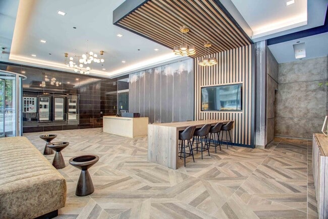 Foto del edificio - 539 N State St