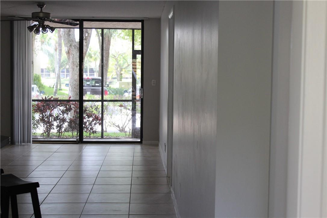 Foto principal - 1258 S Military Trail