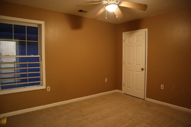 Bedroom 1 - 685 S 19th St