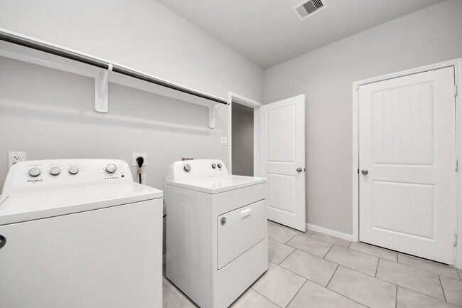 Foto del edificio - 4219 Prairie Landing Ln