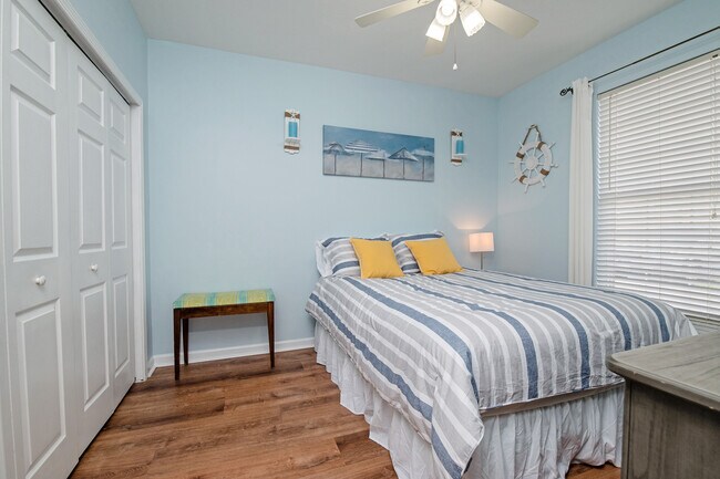 Foto del edificio - 235 Atlantis Cir