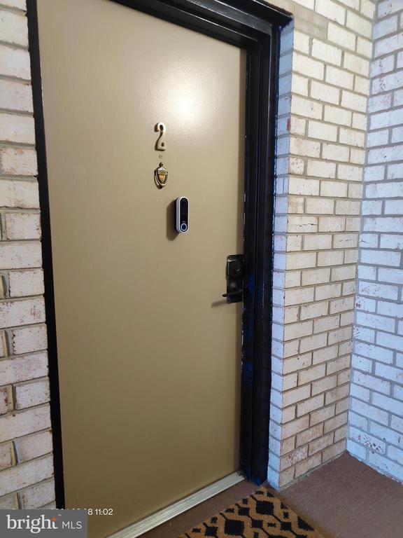 Foto del edificio - 14450 Parkvale Rd