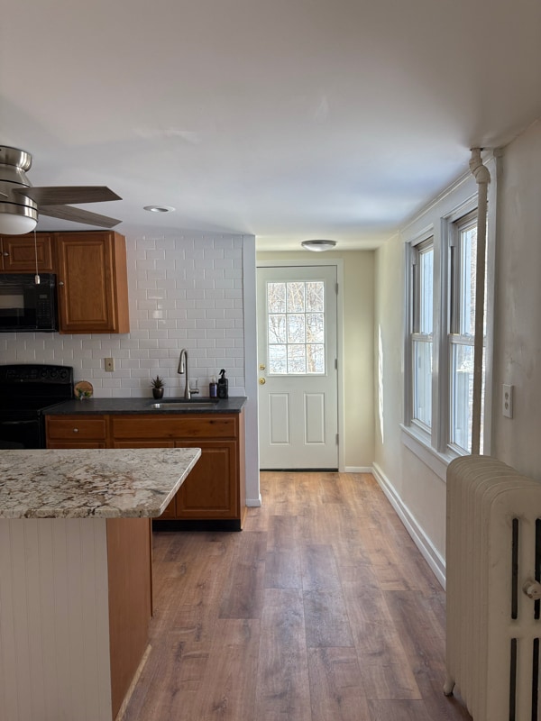 Building Photo - 838 Hallet Rd