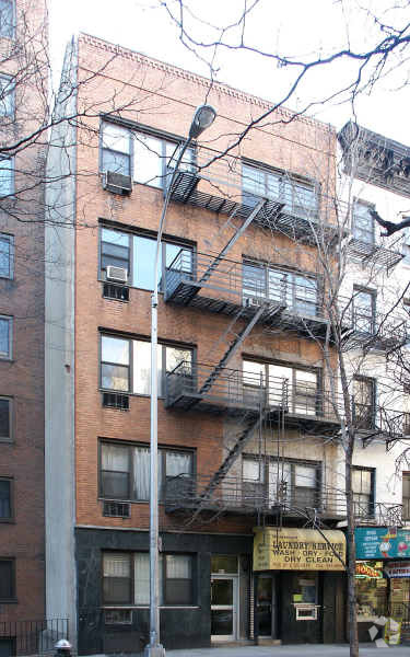 Building Photo - 410 E 64th St