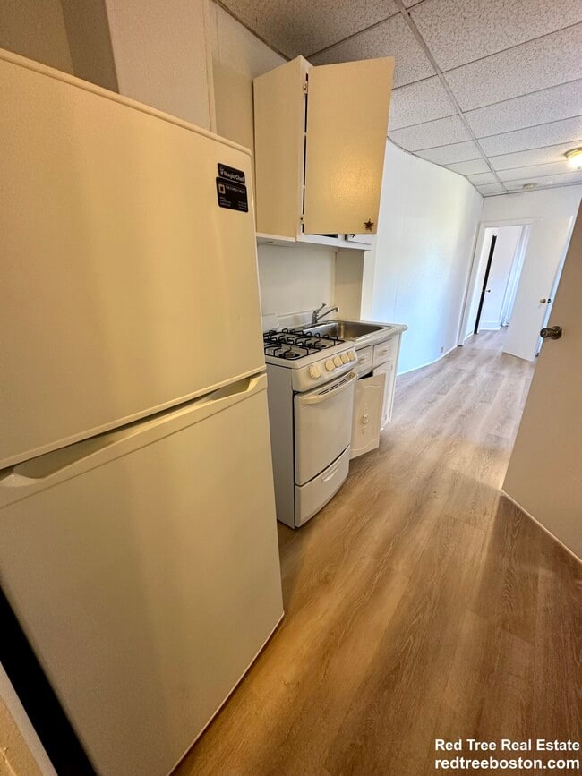 Photo - 44A Joy St Apartment