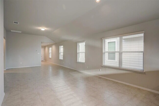 Building Photo - 171 White Dunes Dr