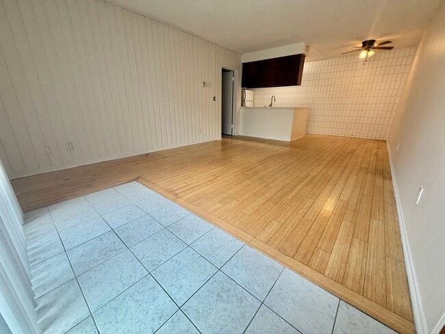 Foto del edificio - Resort-Style 1BD Condo with Pool, Spa, Gym & Gated Parking in El Segundo