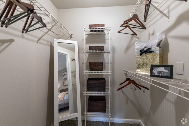 1 BR, 1 BA - 708SF - Westmount at Eldridge