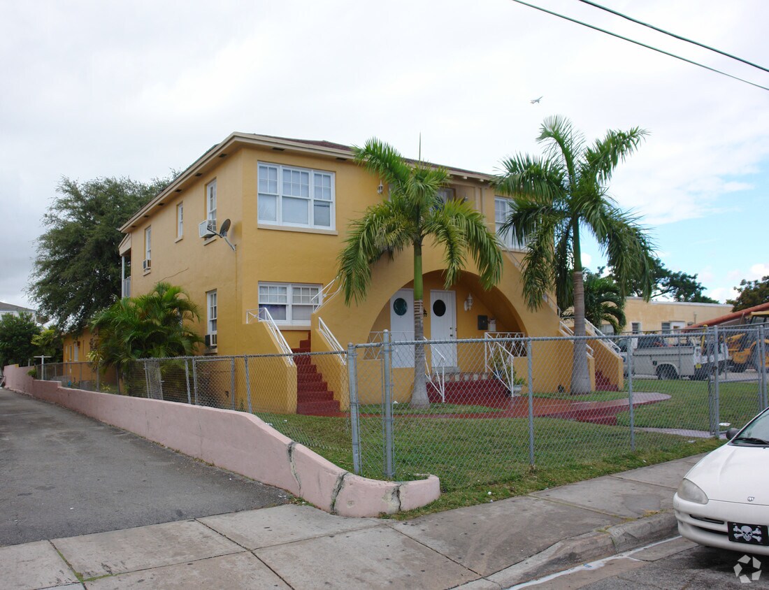 Foto del edificio - 50 NW 18th Ave