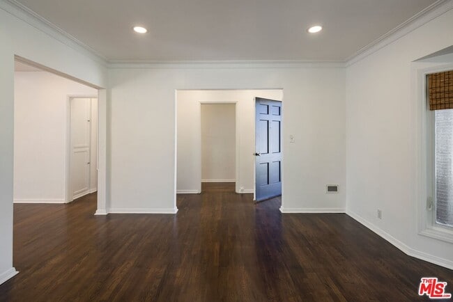 Building Photo - 6446 W 85th St