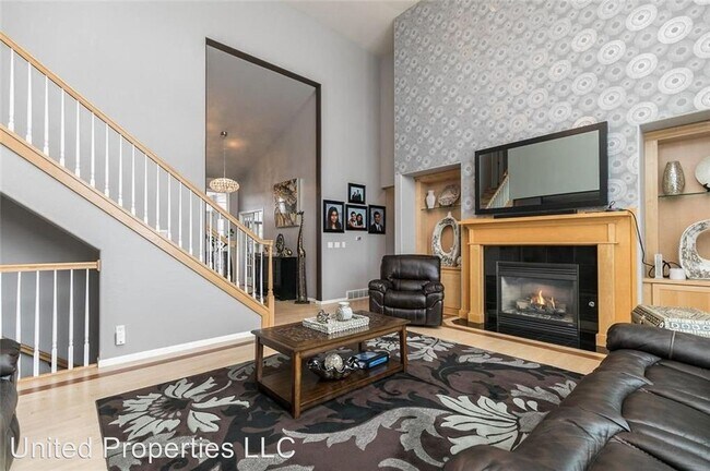 Building Photo - 4612 Chestnut Ridge Ct NE