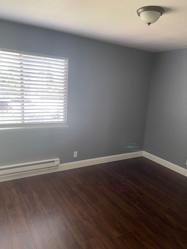 Foto del edificio - 37387 Sequoia Rd