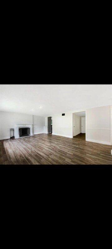 Foto del edificio - 614 Conover Ln