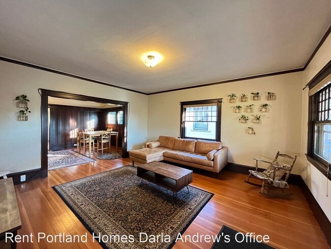 Foto del edificio - 2 br, 1 bath House - 2845 SE Franklin St