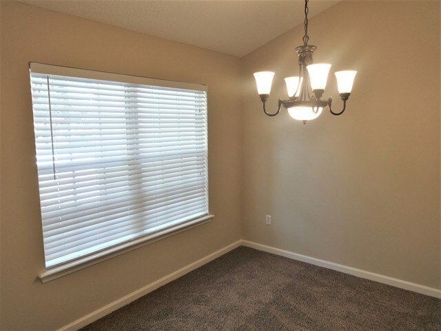 Foto del edificio - 8373 Swanton Ln