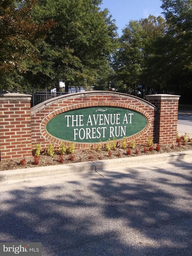 Foto del edificio - 2805 Forest Run Dr