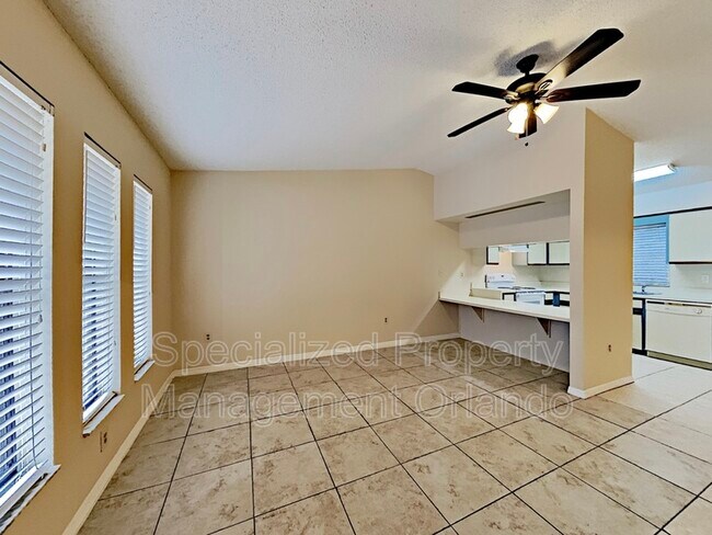 Building Photo - 32827 Blossom Ln