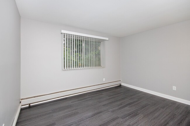 Building Photo - 33302 Kingslane Ct