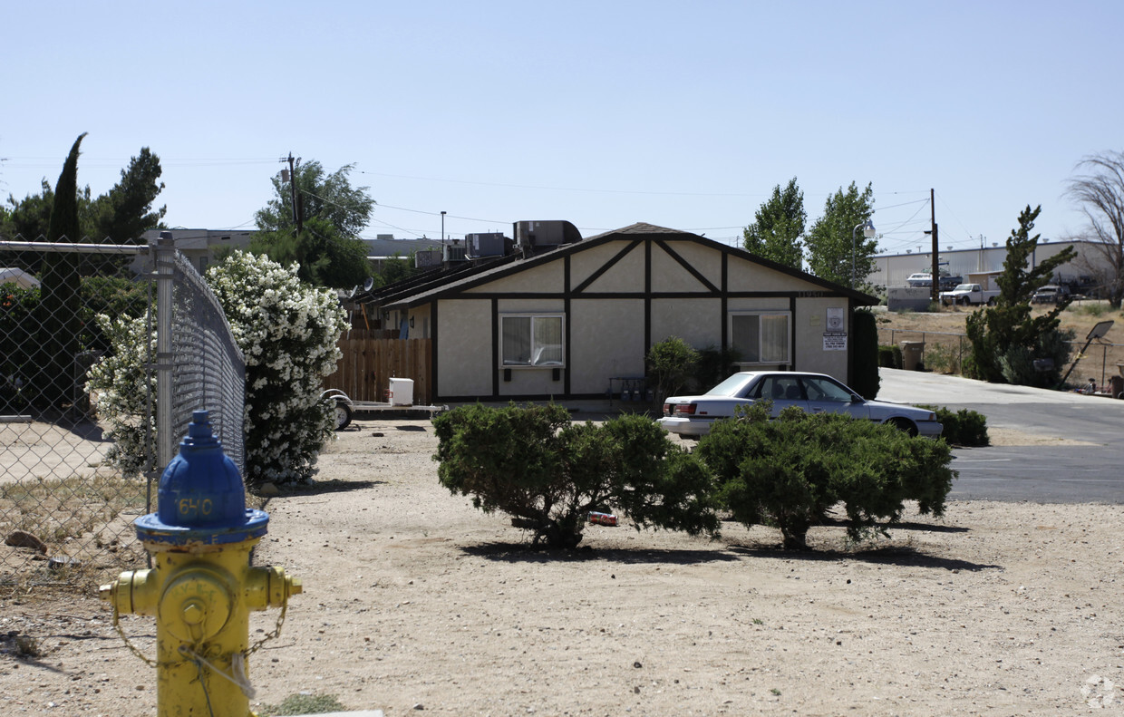 Building Photo - A Avenue Property