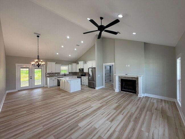 Building Photo - Available February!