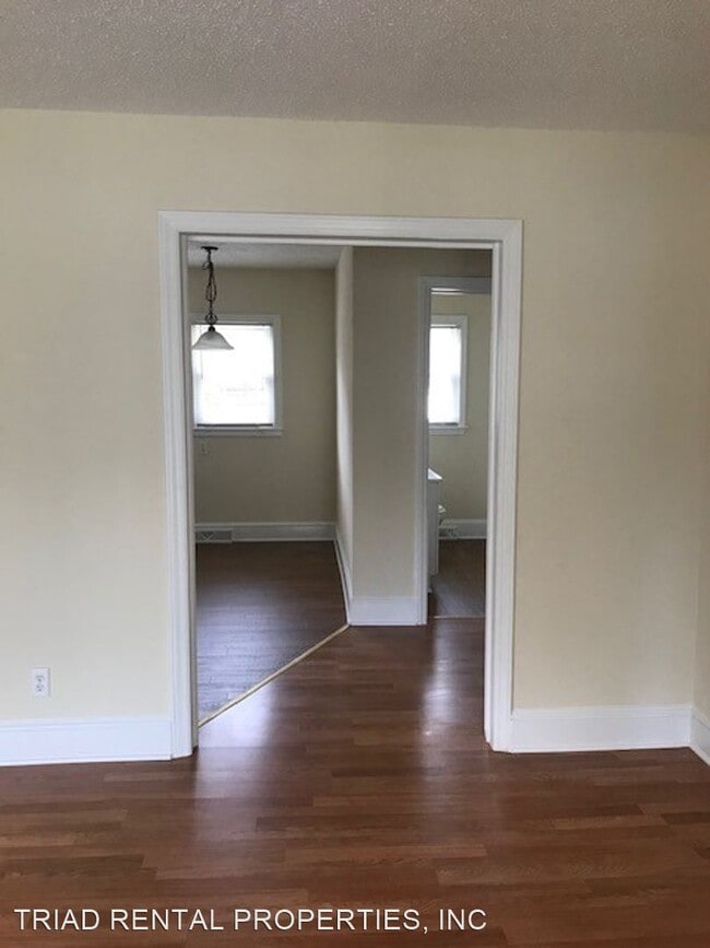 Building Photo - 2 br, 1 bath House - 605 EAST LEXINGTON AVE