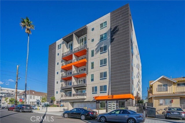 Foto principal - 900 S Kenmore Ave