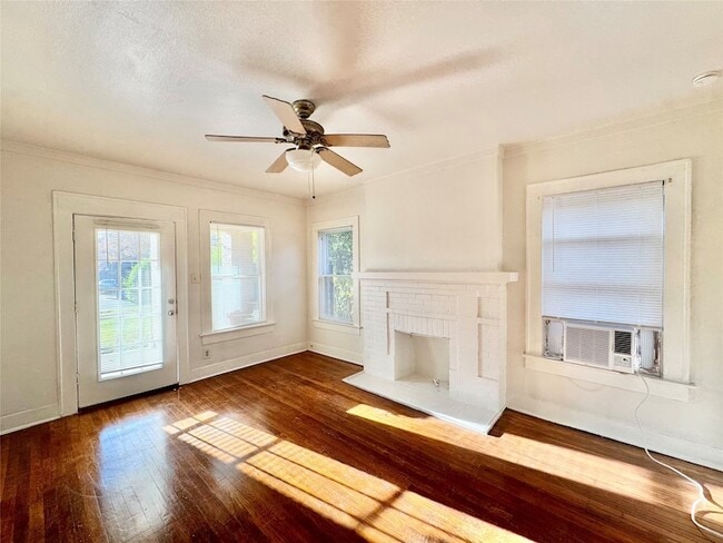 Photo - 4807 Reiger Ave Apartment