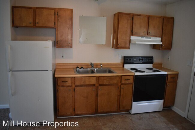 Building Photo - 92 Drury Ln